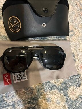 Ray-Ban Black Square Sunglasses with Dark Lenses